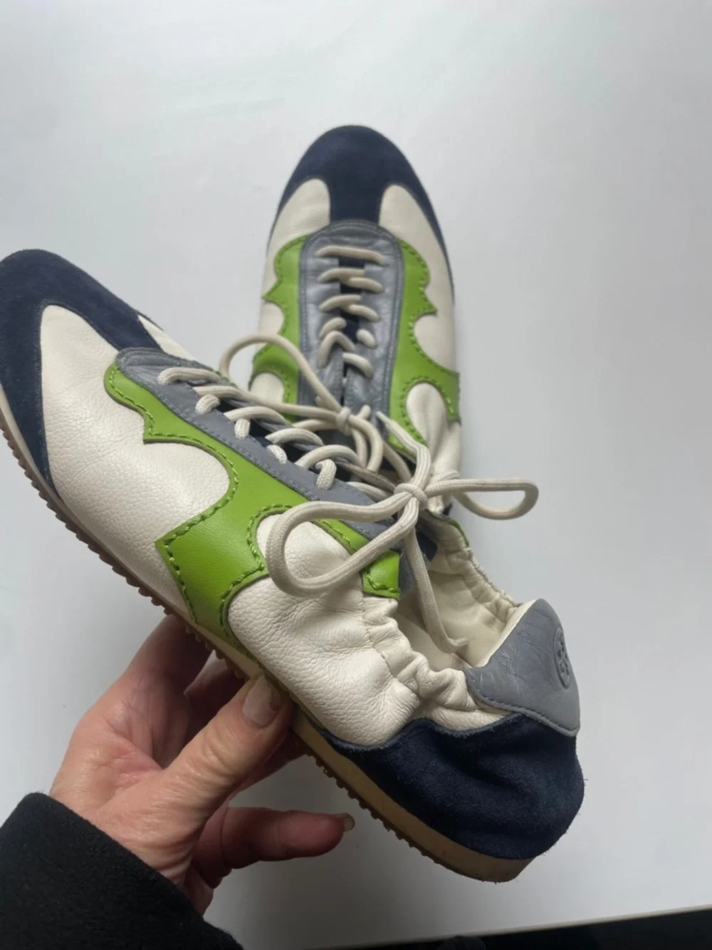 Gorgeous Tory Burch Navy, Cream & Green Leather Suede Sneakers - Picture 5 of 6